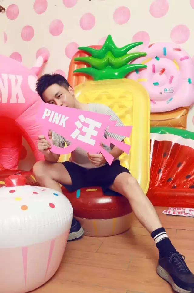 这家三位女掌门人的花店，席卷了成都时尚圈和文艺圈