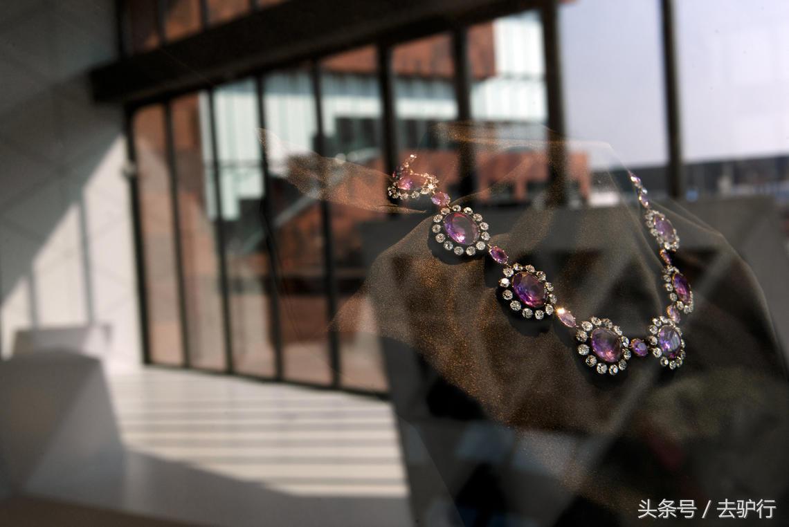 这条街女生唱的完整版,这条街女生部分伴奏