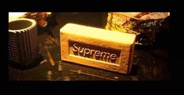 Supreme｜我立志从头到脚从身到心掏空你的钱包