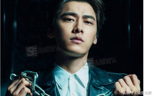 郑爽出书不算什么，李易峰出了9本书，张艺兴24分钟卖出7万册