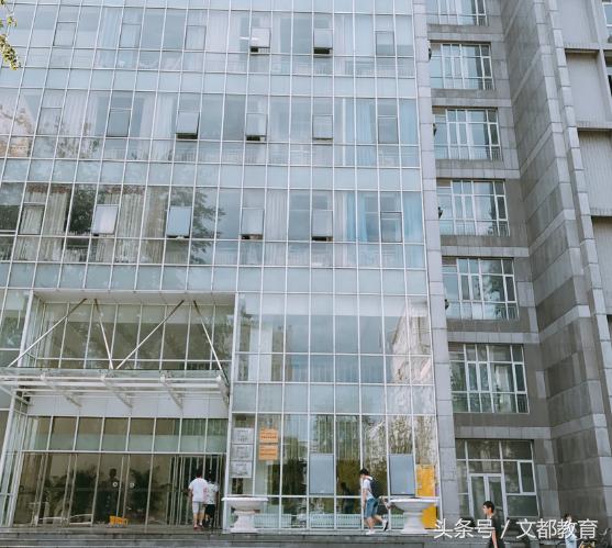 《大学我来了》走进北京理工大学——“乡”“村”上学故事