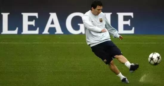 为什么足球男生普遍没有女朋友,足球球星没有女朋友