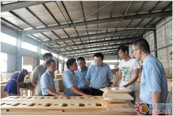 鸿昌涂料覃元秋:以科技创新推动企业绿色发展