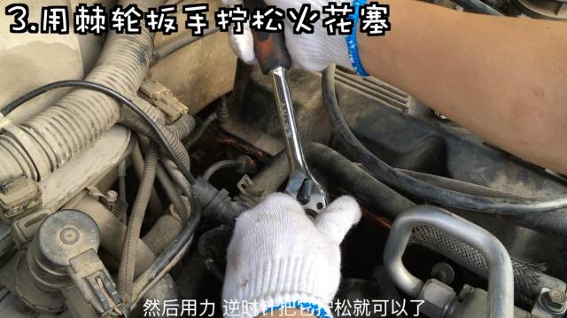 撸车师兄火花塞,撸车师兄清洗火花塞