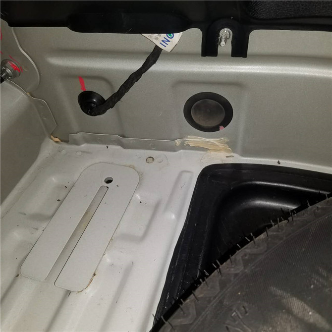 都说养车难养车吧,15万公里的c200值得买吗