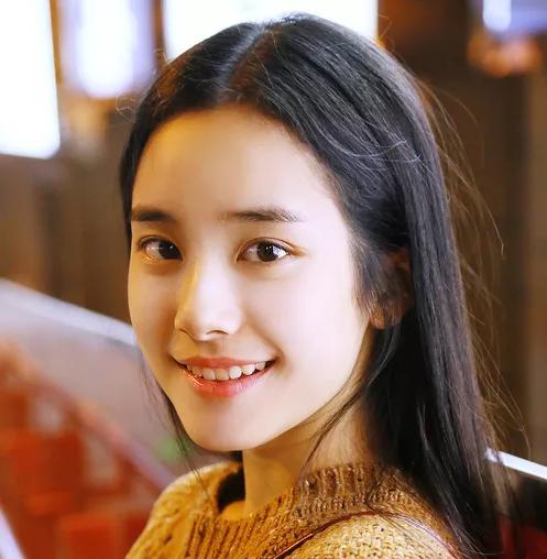 眼窝凹陷要怎么才能好看,眼睛一到下午上眼窝凹陷咋回事