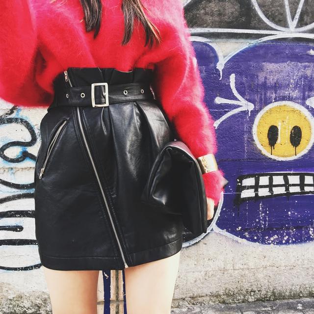 半身长皮裙穿搭秋季,适合小个子腿粗半身短皮裙