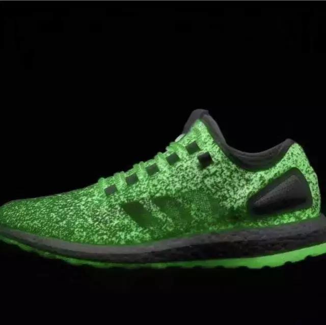 本周球鞋上脚欣赏,哪里可以关注球鞋最新资讯