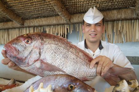 死鱼吃了会中毒吗,吃死鱼会不会中毒
