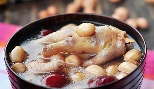 坐月子是别乱吃还是多休息,坐月子可别吃鹅蛋