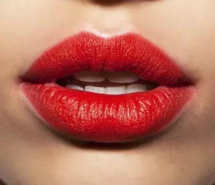 全世界最值得剁手的30款红色口红，建议收藏