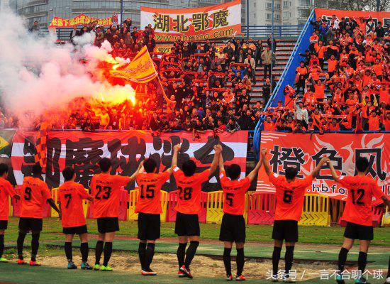 意外和中国足球说再见！14年342场，38岁外援谢幕