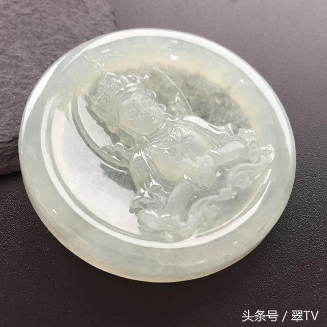 都说赌石的水头最难懂，翠TV教你如何看翡翠的水头