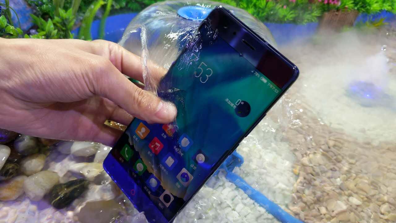 oppo手机进水了怎么处理,手机进水了黑屏了怎么处理