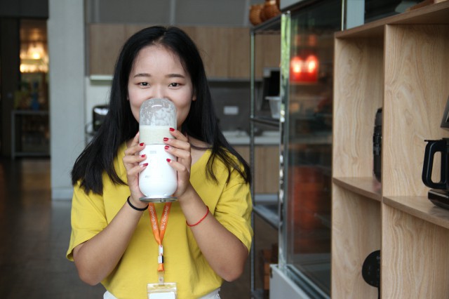 九阳随手果汁机,九阳随身果汁机jylc902d用法