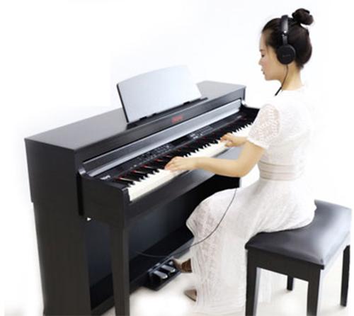 拍美国马屁视频,拍中国马屁的外国人