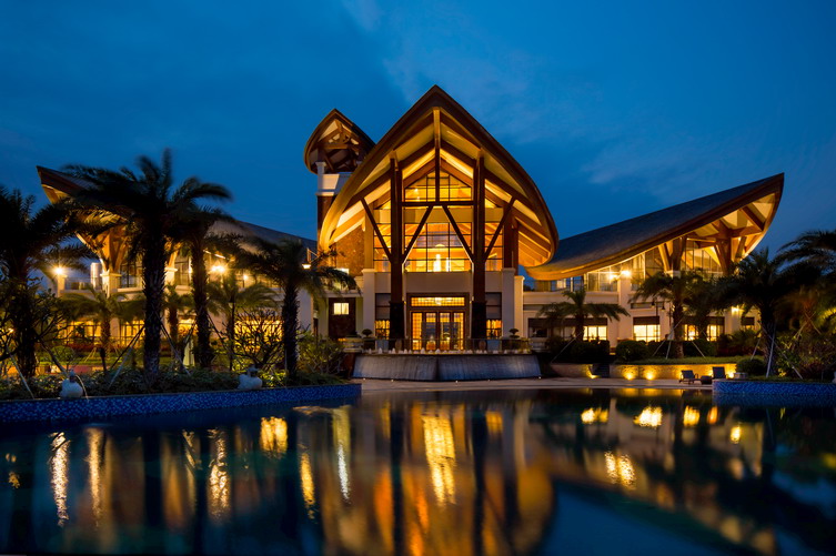 英德奇洞温泉门票和别墅价格表,清远英德奇洞温泉度假村