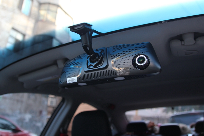 行车保姆秒杀*子狗电**，10寸屏善领X798TS后视镜评测