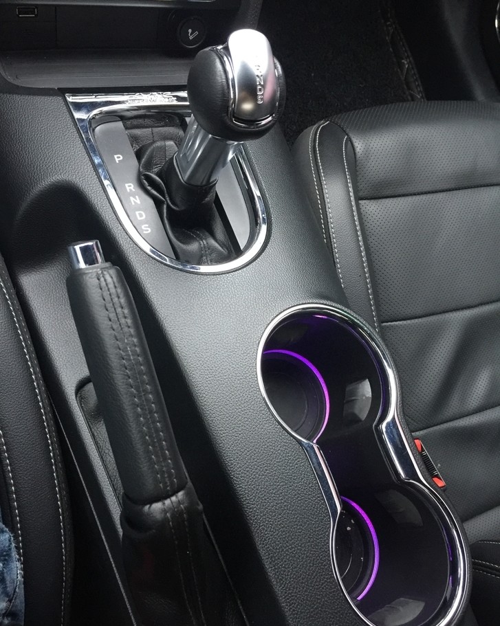 福特野马2.3t2024款开起来舒服吗,dreamcar的车多少钱g63