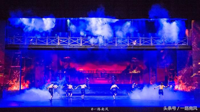 三亚千古情快闪游客抢镜视频,三亚千古情秀