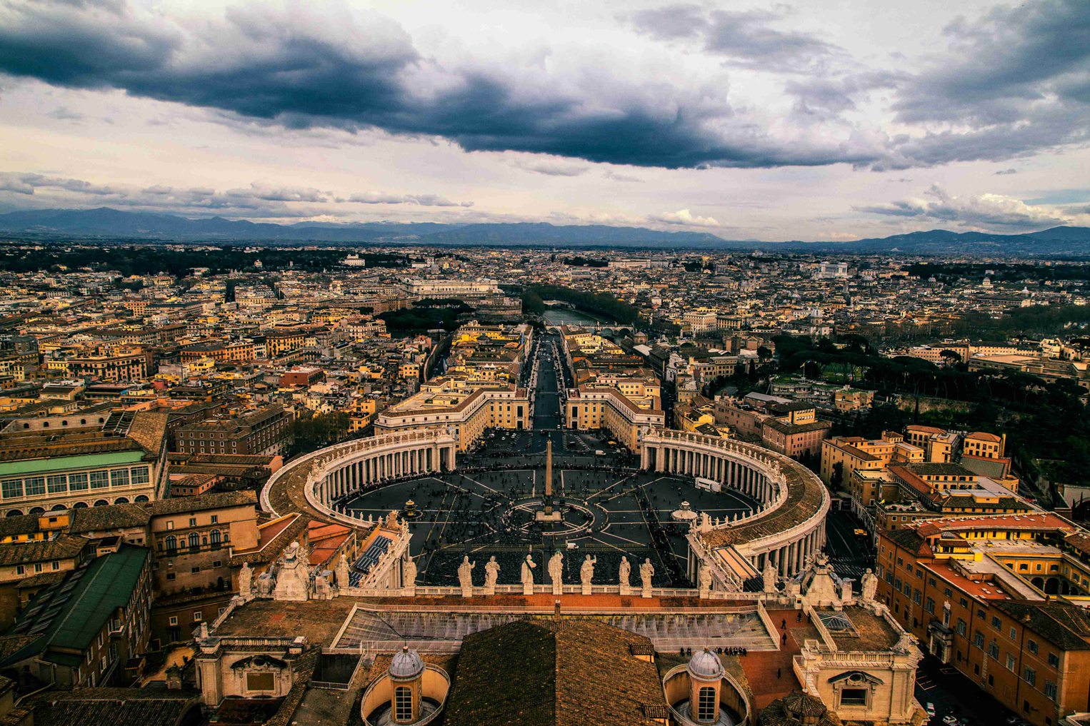 此国曾干一件蠢事伤害中国，至今没有建交，老大多次向中国道歉