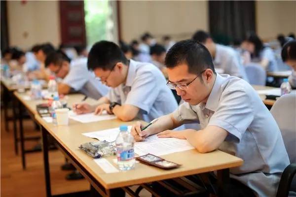 法官助理如何成为员额法官,法官助理要多久才能入额