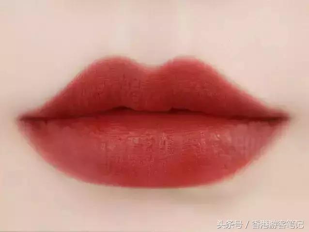 tf和ysl口红哪个更高端,50块的口红和100的区别