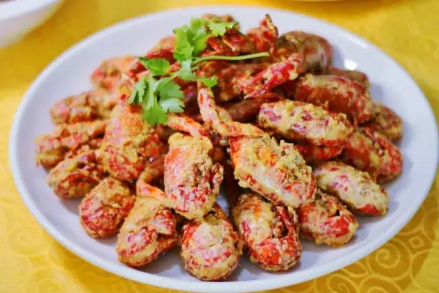 小龙虾的各种口味的做法,广东小龙虾的正确吃法