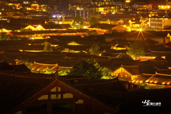 历史底蕴与现代繁华在此交融,历史与现代并存的城市