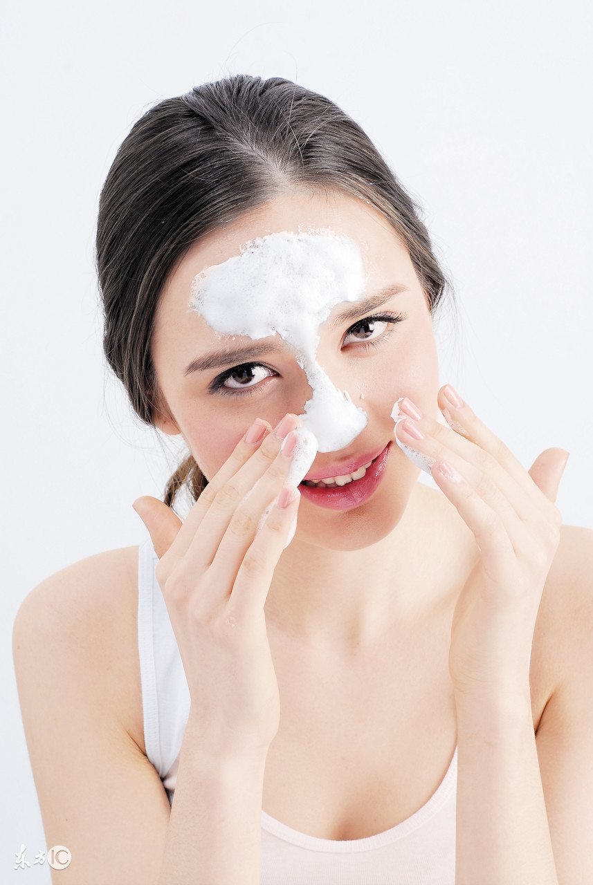 什么方法去黑头最有效,如何去黑头最有效方法