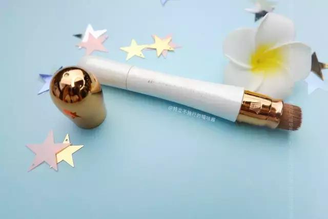 化妆和p图不能解决的方法,五分钟搞定的化妆视频不卡粉