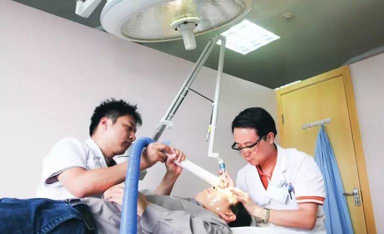 人物|“刀”是练出来的,革新是人创造的!