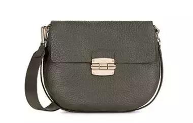 给男朋友买的包包推荐,如果老公给你2万你会买什么