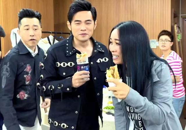 手抓饼教父,周杰伦代言的手抓饼好不好吃