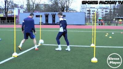 足球训练组合教学视频,足球训练组合动作