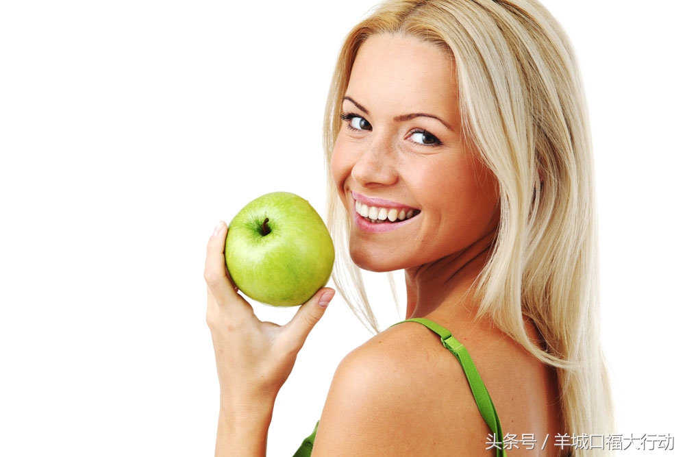 牙齿矫正过程中个别牙齿一碰就疼,牙齿矫正过程中牙缝大是正常的吗