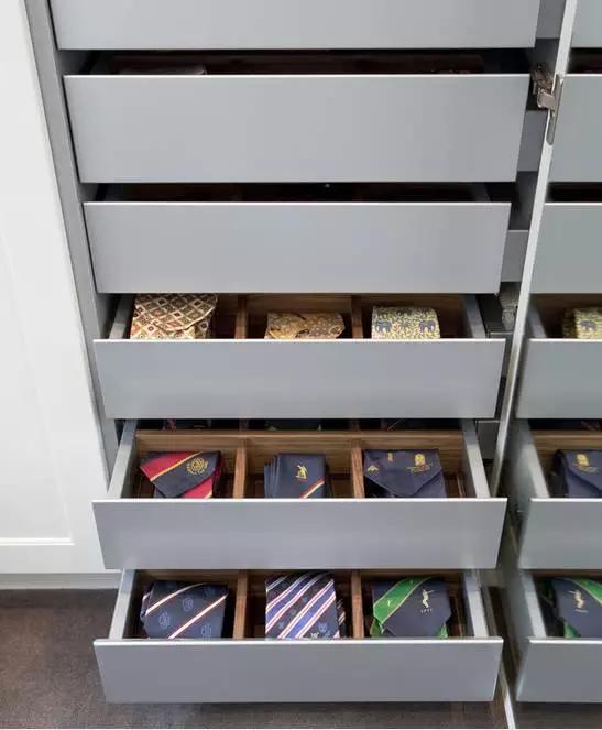 不打柜子怎么增加收纳空间,越来越多人不用电视柜