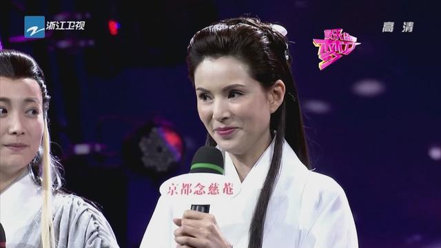 女人眼窝深显老怎么办，如何挽救重塑闪亮美眸？