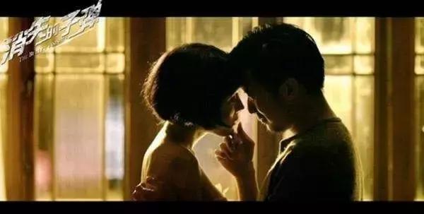 紫薇尔康接吻合集,紫薇尔康接吻