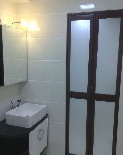 卫生间的不装平开式门还能怎么做,小卫生间不要门设计