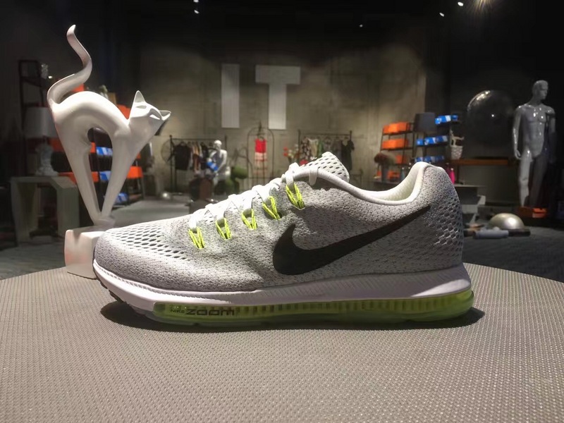 nike登月跑鞋适合跑步吗,nike登月鞋适合夏天穿吗