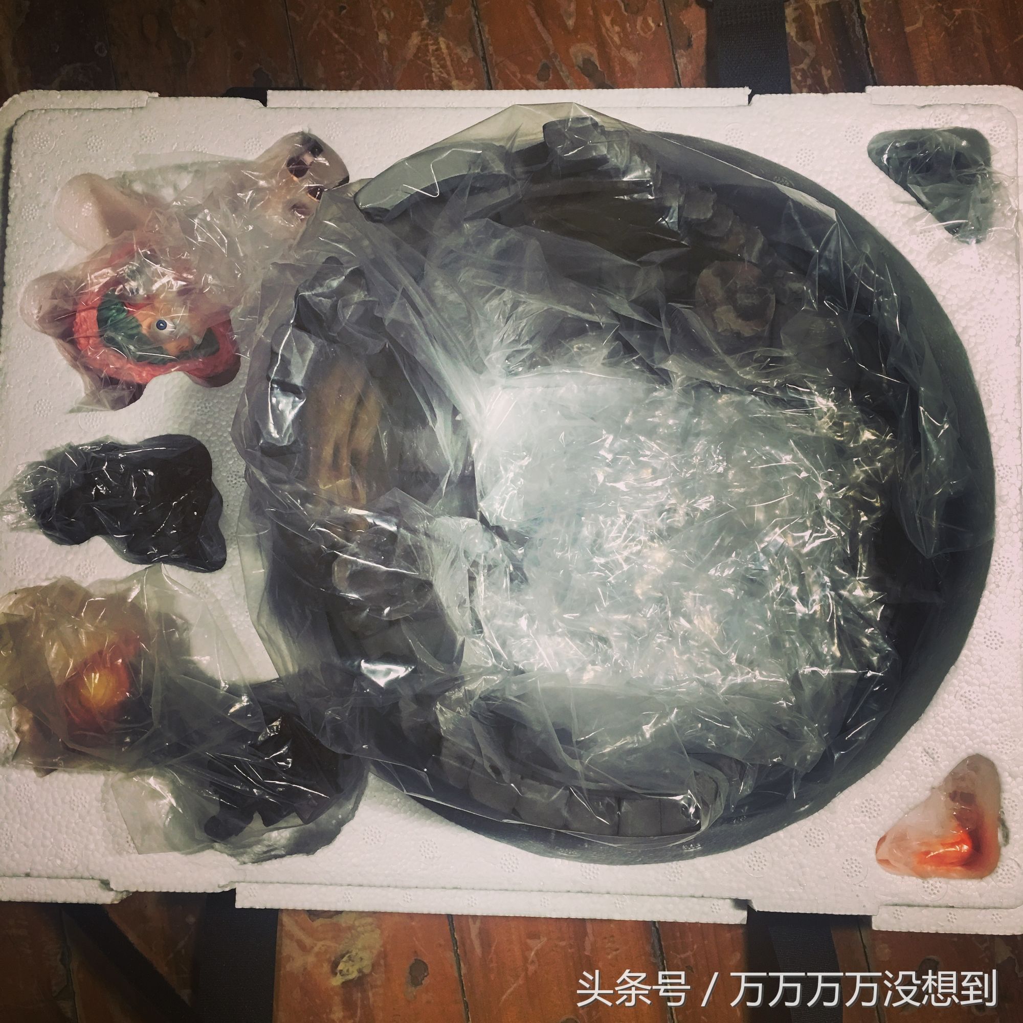 砂糖海贼王手办,砂糖吓晕航海王手办