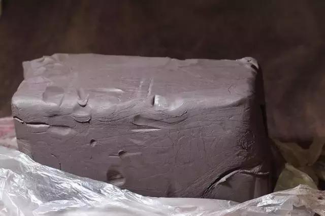 紫泥详解，用紫泥做紫砂壶有什么优点