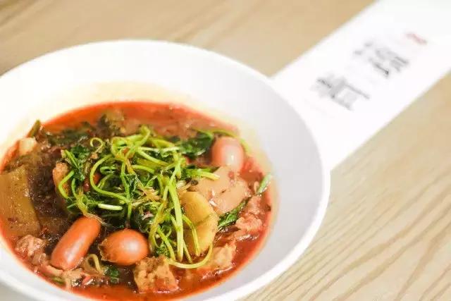 许昌镜湖花园南门自选麻辣烫,许昌四川小馆麻辣烫