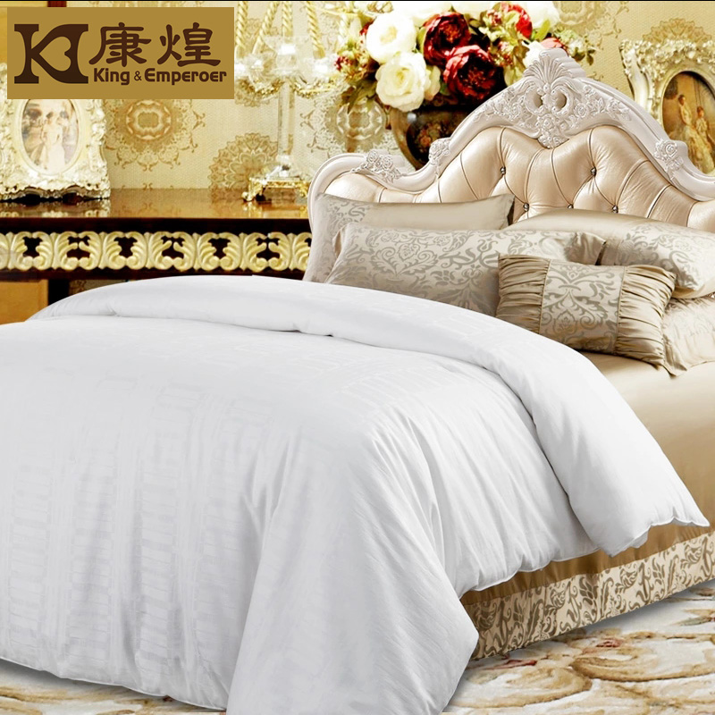 蚕丝被怎么清洗有什么方法,蚕丝被被孩子尿了怎么清洗