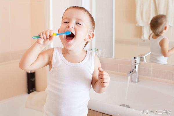 宝宝的牙膏是有氟好还是无氟的好,儿童含氟牙膏怎么选