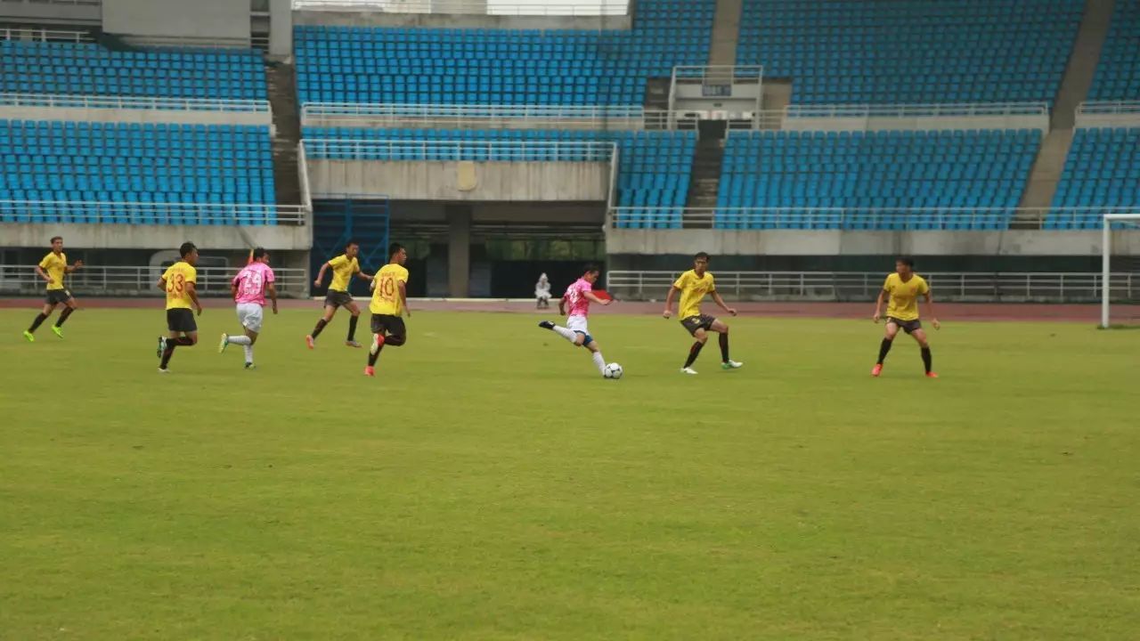 洛阳对郑州足球,洛阳郑州之争