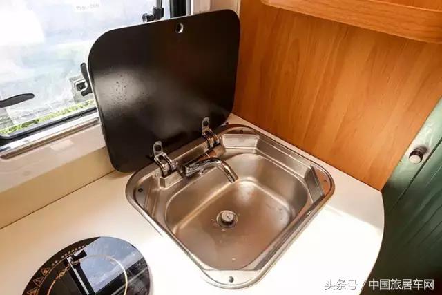 上汽大通maxusrv80型房车原厂,上汽大通rv80多少钱一辆