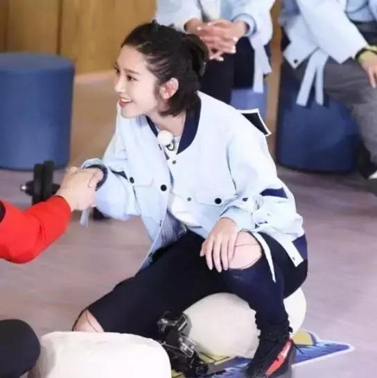 关晓彤名牌鞋,关晓彤买鞋