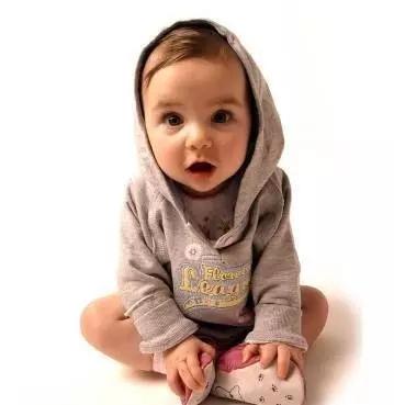 关于晒娃狂魔的朋友圈,晒娃狂魔我的baby成长过程